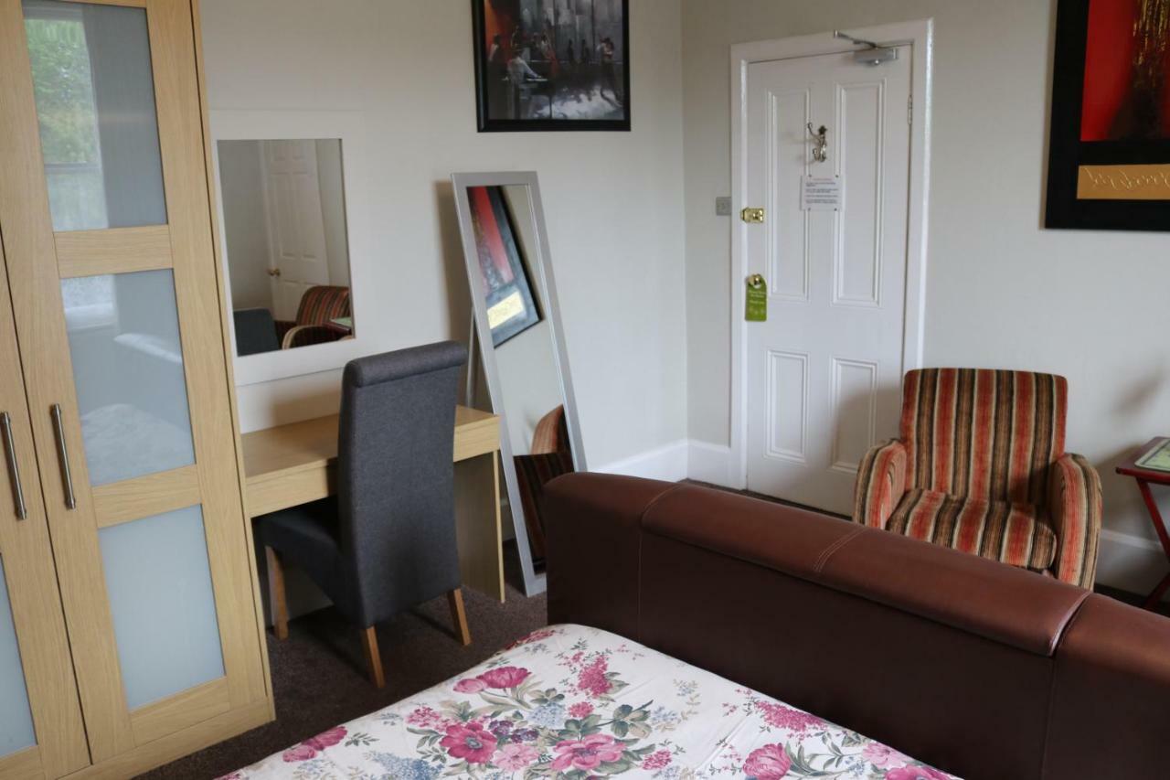 Telford House Bed and Breakfast Μίλτον Κέινς Εξωτερικό φωτογραφία