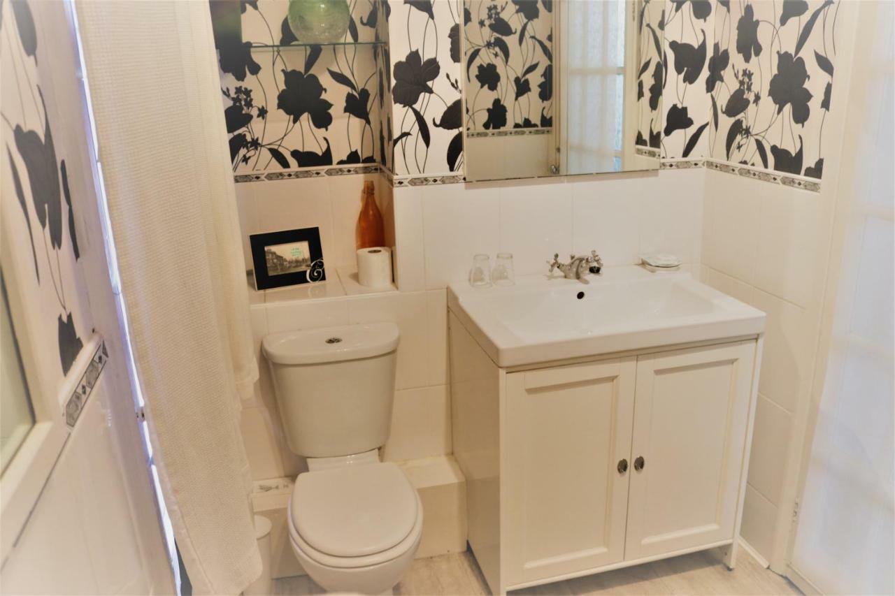 Telford House Bed and Breakfast Μίλτον Κέινς Εξωτερικό φωτογραφία